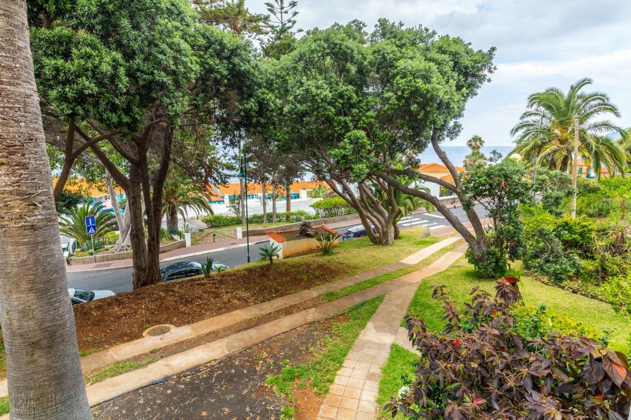 Sea Breeze I Apartment Canico  Bagian luar foto