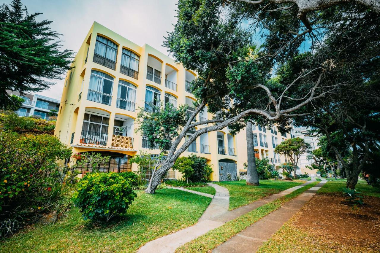 Sea Breeze I Apartment Canico  Bagian luar foto